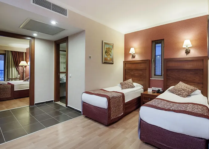 Alba Royal (adults Only) Feriested Side