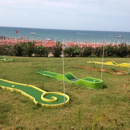 Semesteranläggning (resort) Alba Royal (adults Only)