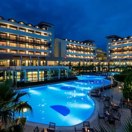 Semesteranläggning (resort) Alba Royal (adults Only)